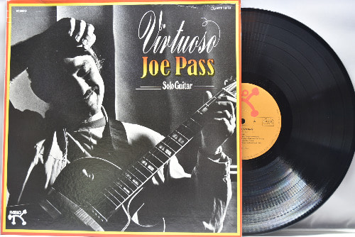Joe Pass [조 패스] - Virtuoso - 중고 수입 오리지널 아날로그 LP