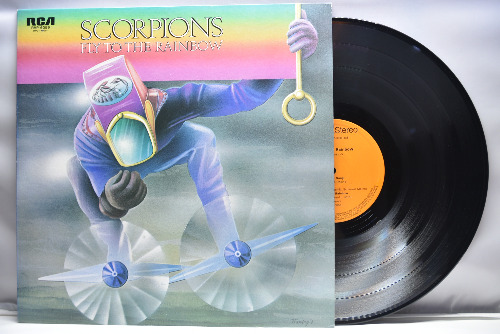 Scorpions [스콜피온즈] – Fly To The Rainbow ㅡ 중고 수입 오리지널 아날로그 LP
