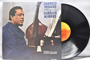 Charles Mingus [찰스 밍거스] - Charles Mingus Presents Charles Mingus - 중고 수입 오리지널 아날로그 LP