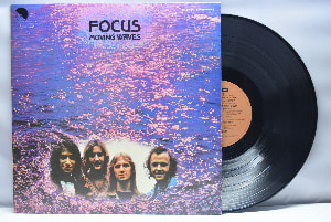 Focus [포커스] - Moving Waves ㅡ 중고 수입 오리지널 아날로그 LP